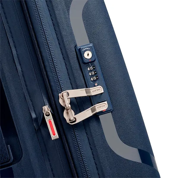 Mala Rígida Bordo 10 Kg Polipropileno Clavel Delsey
